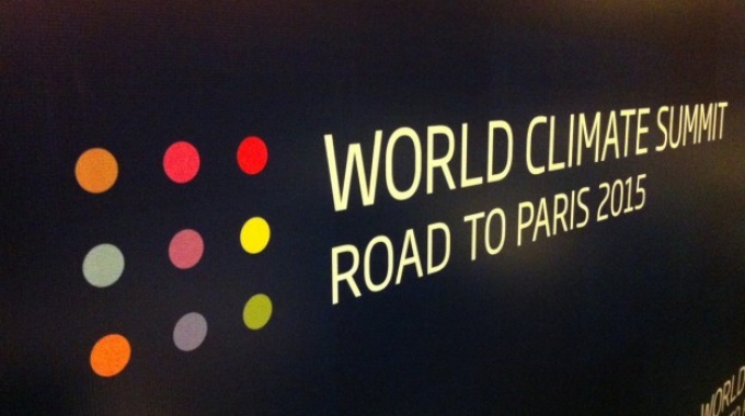 A Swarm Intelligence Responds to the Paris Climate Summit