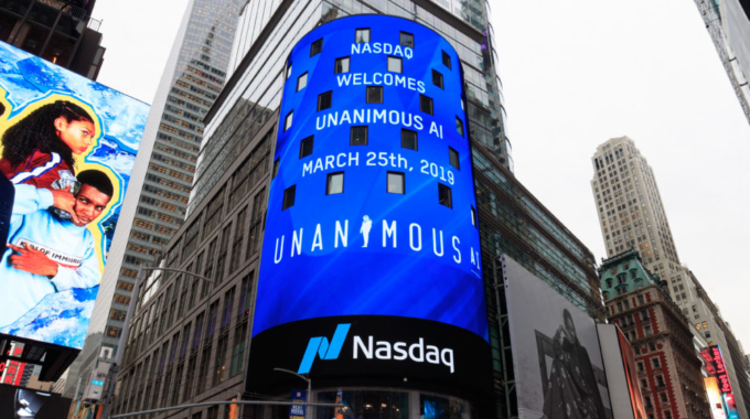 Unanimous AI, Winner of a 2018 Chicago Innovation Award, Rings the Nasdaq Closing Bell