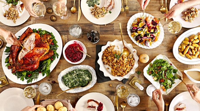 Holiday Kickoff: Swarm Insight on Thanksgiving and Black Friday